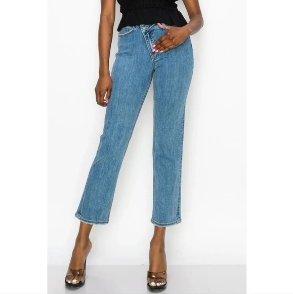 High Waisted Crossover Straight Jeans - Picture 4 of 14